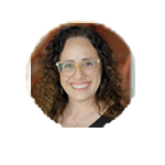 Miriam Schwab headshot